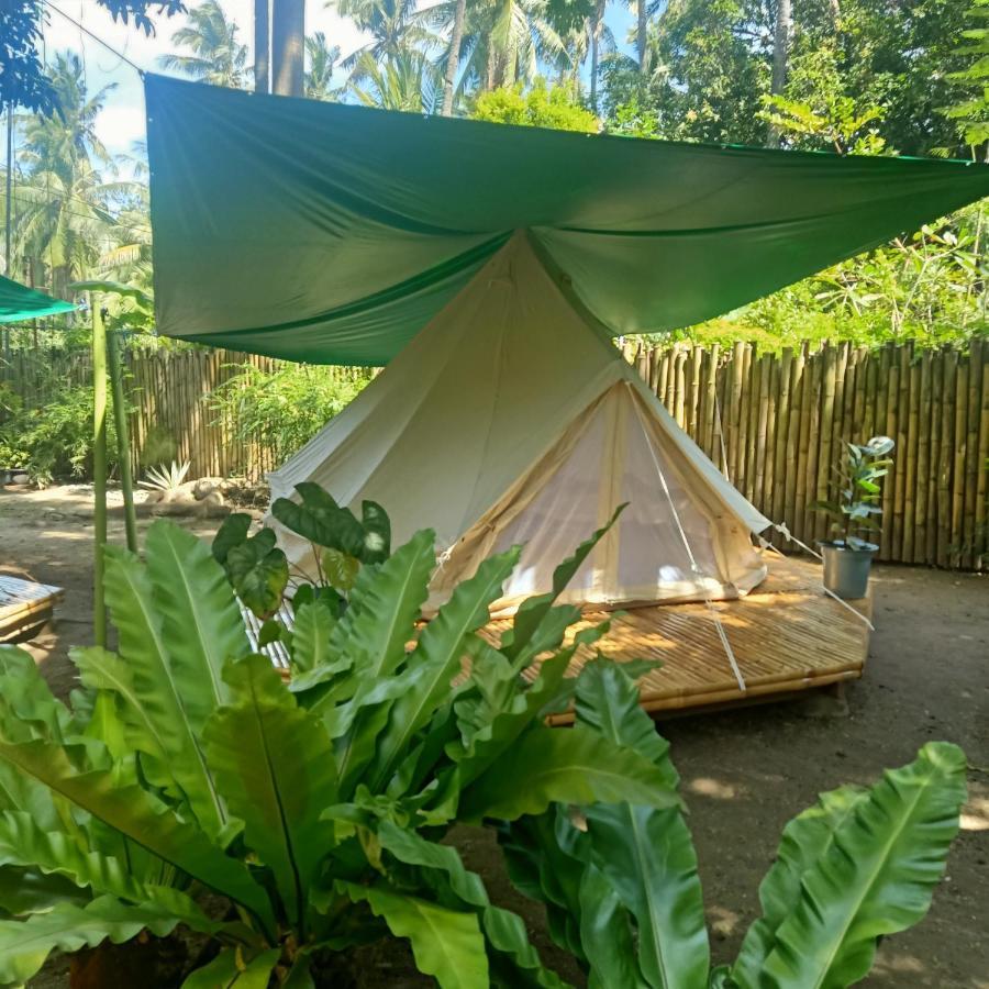 Shenanigans Glamping Resort Zamboanguita  エクステリア 写真